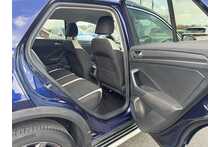 18/68 Volkswagen T-Roc 2.0 TDI SEL SUV Manual 4Motion 150 ps