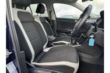18/68 Volkswagen T-Roc 2.0 TDI SEL SUV Manual 4Motion 150 ps