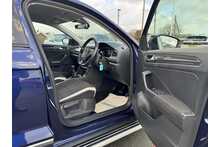 18/68 Volkswagen T-Roc 2.0 TDI SEL SUV Manual 4Motion 150 ps