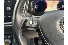 18/68 Volkswagen T-Roc 2.0 TDI SEL SUV Manual 4Motion 150 ps
