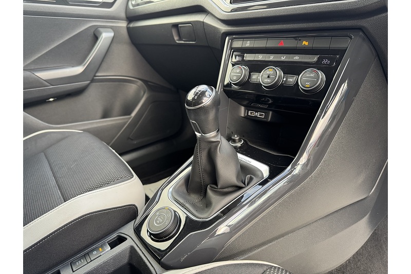 Volkswagen 2.0 TDI SEL SUV 5dr Diesel Manual 4Motion Euro 6 (s/s) (150 ps)