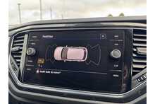 18/68 Volkswagen T-Roc 2.0 TDI SEL SUV Manual 4Motion 150 ps