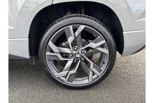 25/25 Skoda Karoq TSI ACT SportLine Edition SUV DSG 150 ps