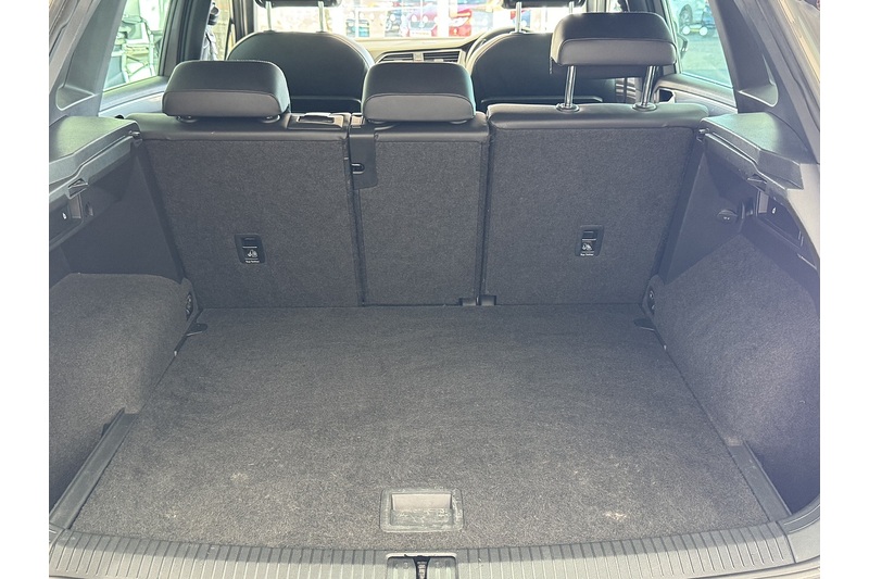 Volkswagen TDI R-Line SUV 2.0 Manual Diesel