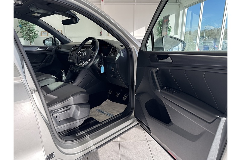 Volkswagen TDI R-Line SUV 2.0 Manual Diesel