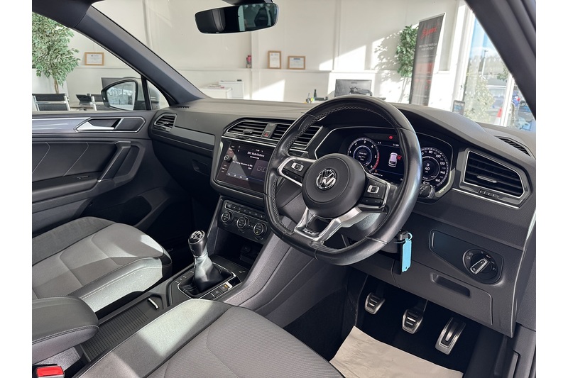 Volkswagen TDI R-Line SUV 2.0 Manual Diesel