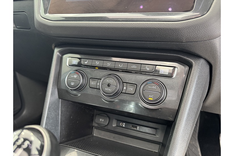 Volkswagen TDI R-Line SUV 2.0 Manual Diesel