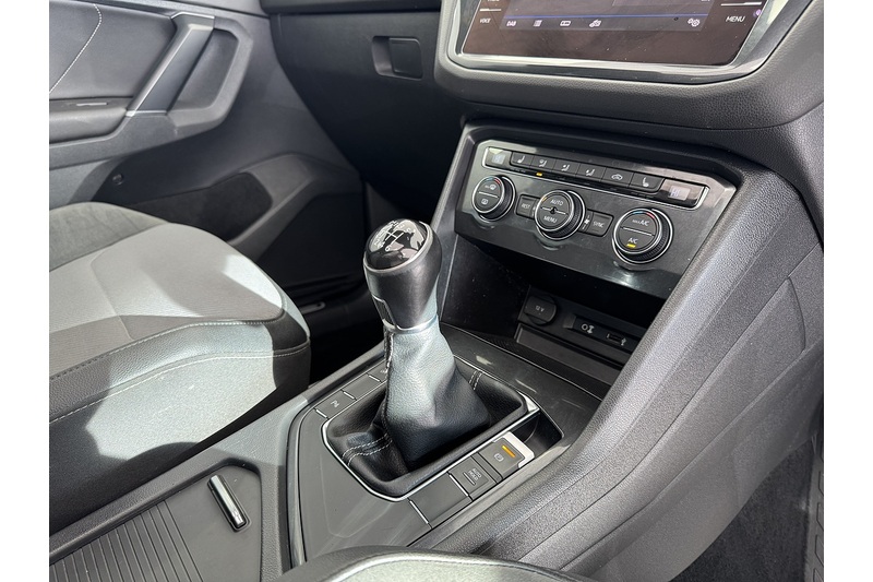 Volkswagen TDI R-Line SUV 2.0 Manual Diesel