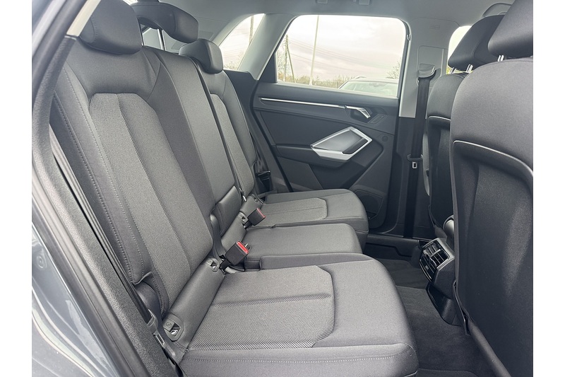 Audi 1.5 TFSI CoD 35 Sport SUV 5dr Petrol S Tronic Euro 6 (s/s) (150 ps)
