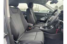 23/73 Audi Q3 1.5 TFSI CoD 35 Sport SUV 5dr Petrol S Tronic 150 ps