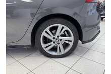 20/70 Volkswagen Golf 2.0 TDI R-Line Hatchback DSG 150 ps
