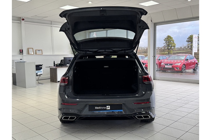 Volkswagen 2.0 TDI R-Line Hatchback 5dr Diesel DSG Euro 6 (s/s) (150 ps)