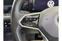 20/70 Volkswagen Golf 2.0 TDI R-Line Hatchback DSG 150 ps