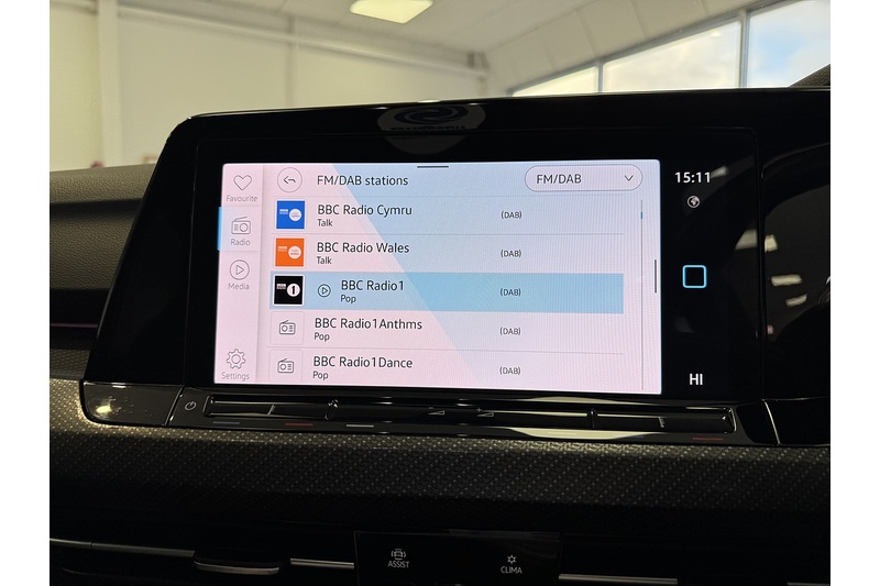 Volkswagen 2.0 TDI R-Line Hatchback 5dr Diesel DSG Euro 6 (s/s) (150 ps)