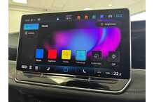 25/25 Volkswagen Passat TSI eHybrid R-Line
