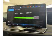 25/25 Volkswagen Passat TSI eHybrid R-Line