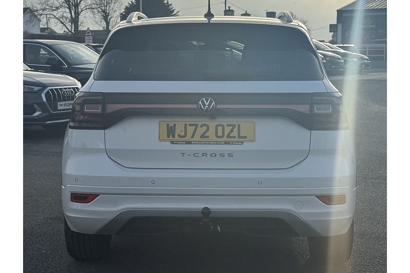 Volkswagen 1.0 TSI R-Line SUV 5dr Petrol DSG Euro 6 (s/s) (110 ps)