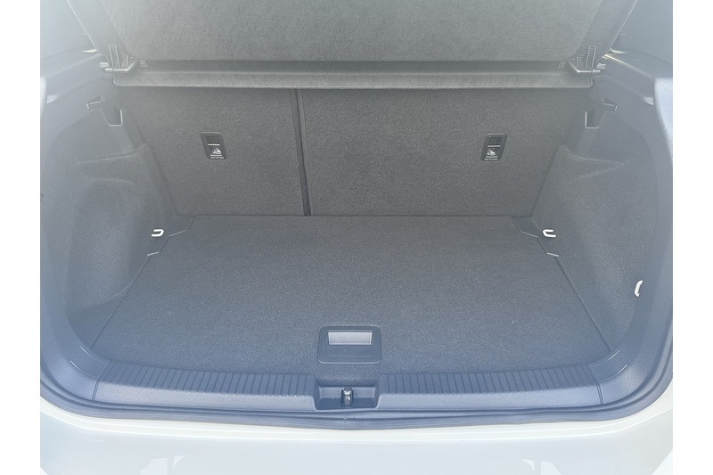 Volkswagen 1.0 TSI R-Line SUV 5dr Petrol DSG Euro 6 (s/s) (110 ps)