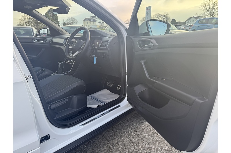 Volkswagen 1.0 TSI R-Line SUV 5dr Petrol DSG Euro 6 (s/s) (110 ps)