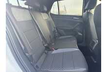 22/72 Volkswagen T-Cross TSI R-Line 1.0 SUV DSG 110PS