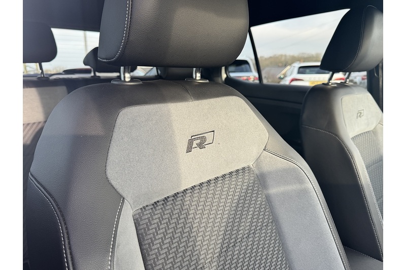 Volkswagen 1.0 TSI R-Line SUV 5dr Petrol DSG Euro 6 (s/s) (110 ps)