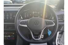 22/72 Volkswagen T-Cross TSI R-Line 1.0 SUV DSG 110PS