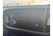 22/72 Volkswagen T-Cross TSI R-Line 1.0 SUV DSG 110PS