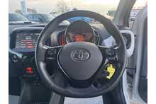 17/67 Toyota AYGO VVT-i x-press Hatchback 1.0 Manual Petrol