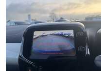 17/67 Toyota AYGO VVT-i x-press Hatchback 1.0 Manual Petrol