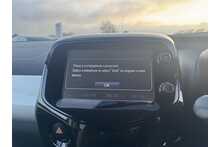 17/67 Toyota AYGO VVT-i x-press Hatchback 1.0 Manual Petrol