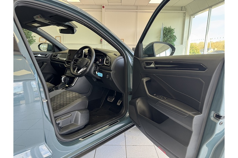 Volkswagen 2.0 TDI R-Line SUV 5dr Diesel DSG Euro 6 (s/s) (150 ps)