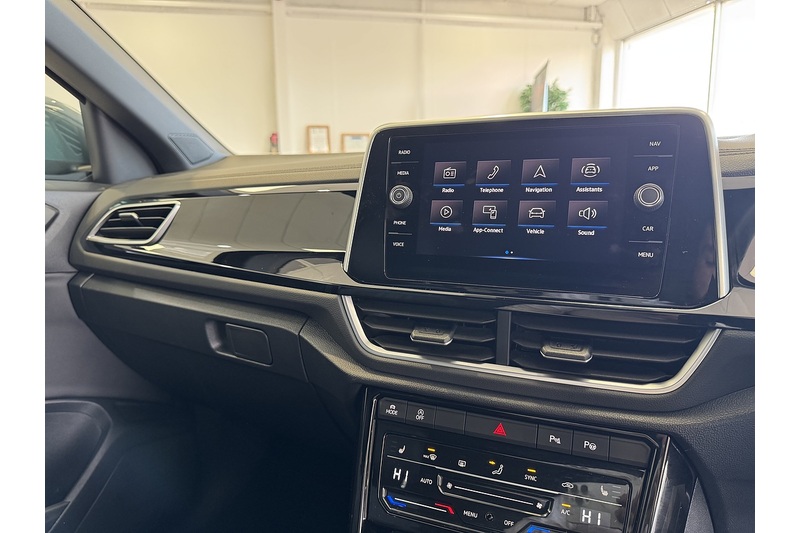 Volkswagen 2.0 TDI R-Line SUV 5dr Diesel DSG Euro 6 (s/s) (150 ps)