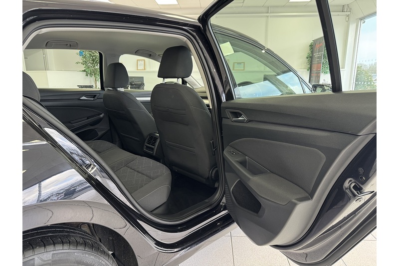 Volkswagen 2.0 TDI Life Hatchback 5dr Diesel Manual Euro 6 (s/s) (115 ps)