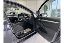 22/72 Volkswagen Golf 2.0 TDI Life Diesel Manual 115 ps