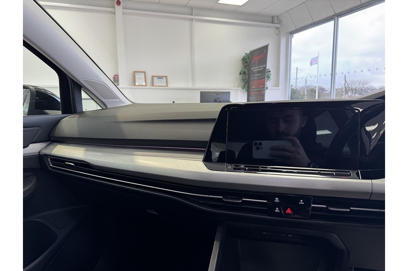 Volkswagen 2.0 TDI Life Hatchback 5dr Diesel Manual Euro 6 (s/s) (115 ps)