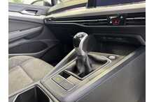 22/72 Volkswagen Golf 2.0 TDI Life Diesel Manual 115 ps