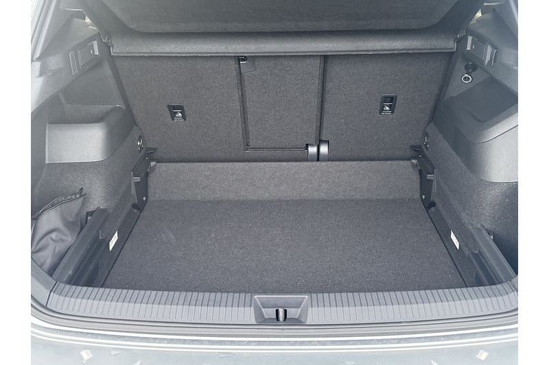 Volkswagen 1.5 eTSI MHEV R-Line SUV 5dr Petrol Hybrid DSG Euro 6 (s/s) (150 ps)