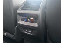 25/75 Volkswagen Tiguan 1.5 eTSI MHEV R-Line SUV DSG 150 ps