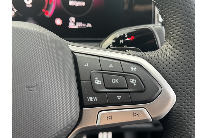 Volkswagen 1.5 eTSI MHEV R-Line SUV 5dr Petrol Hybrid DSG Euro 6 (s/s) (150 ps)