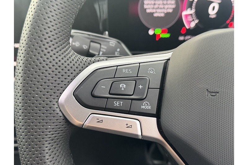 Volkswagen 1.5 eTSI MHEV R-Line SUV 5dr Petrol Hybrid DSG Euro 6 (s/s) (150 ps)