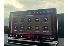 25/75 Volkswagen Tiguan 1.5 eTSI MHEV R-Line SUV DSG 150 ps