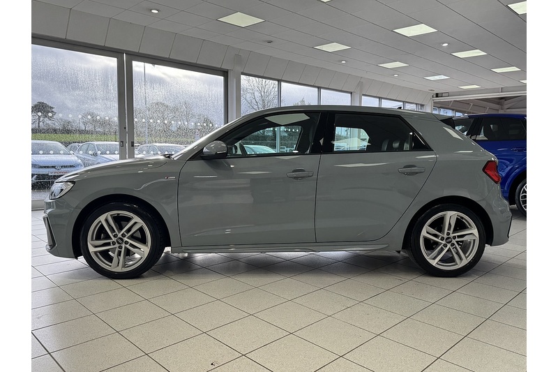 Audi 1.0 TFSI 30 S line Sportback 5dr Petrol S Tronic Euro 6 (s/s) (110 ps)