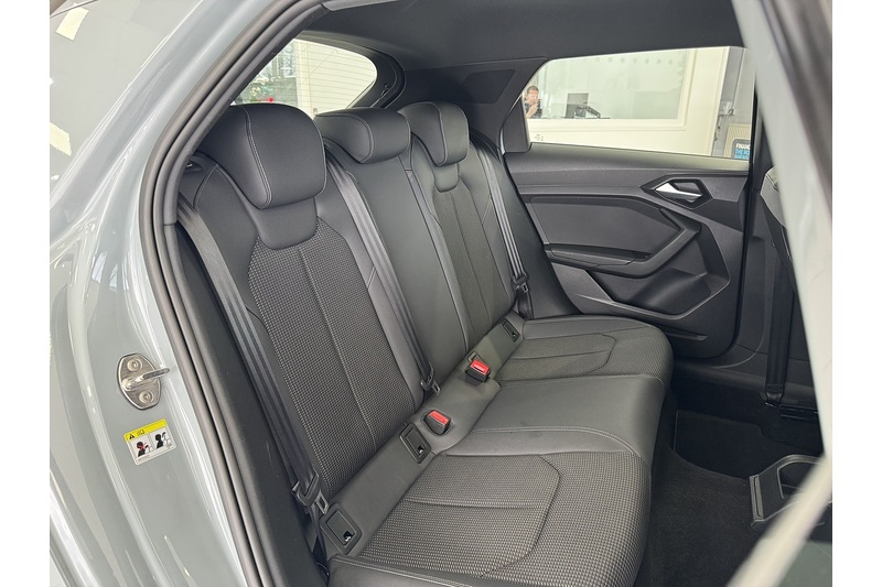 Audi 1.0 TFSI 30 S line Sportback 5dr Petrol S Tronic Euro 6 (s/s) (110 ps)