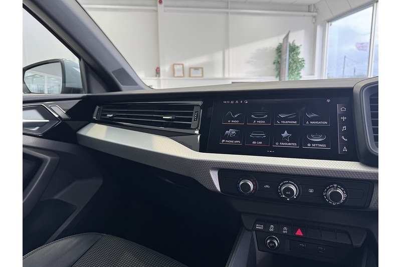 Audi 1.0 TFSI 30 S line Sportback 5dr Petrol S Tronic Euro 6 (s/s) (110 ps)