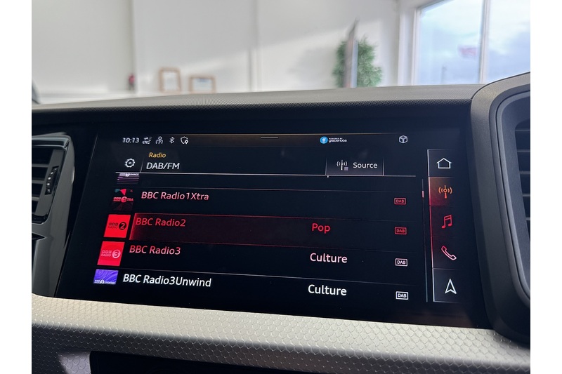 Audi 1.0 TFSI 30 S line Sportback 5dr Petrol S Tronic Euro 6 (s/s) (110 ps)