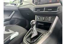 18/18 Volkswagen Polo TSI SE