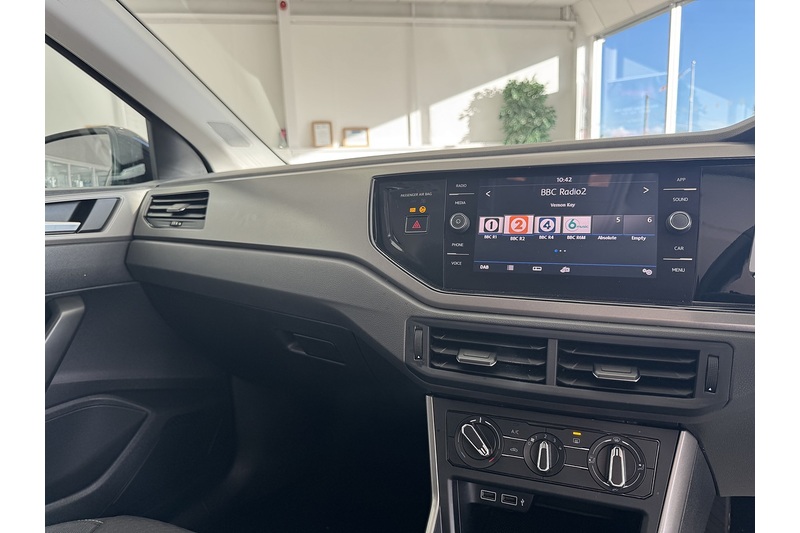 Volkswagen 1.0 TSI SE Hatchback 5dr Petrol Manual Euro 6 (s/s) (95 ps)