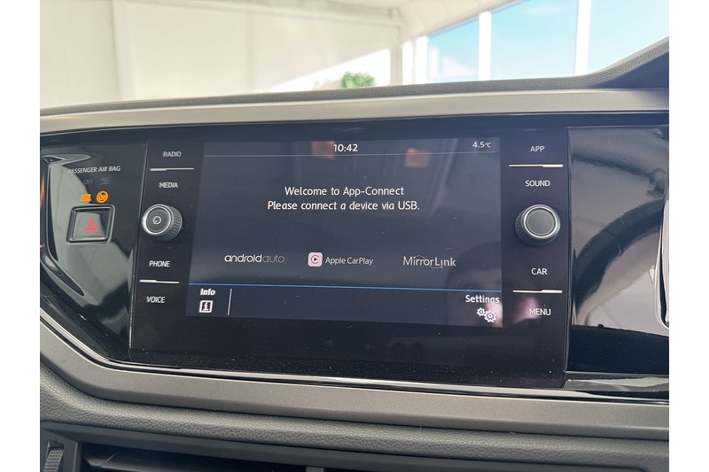 Volkswagen 1.0 TSI SE Hatchback 5dr Petrol Manual Euro 6 (s/s) (95 ps)