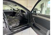 20/70 Volkswagen Passat 1.5 TSI EVO SE Estate Petrol DSG 150 ps