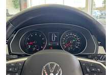 20/70 Volkswagen Passat 1.5 TSI EVO SE Estate Petrol DSG 150 ps